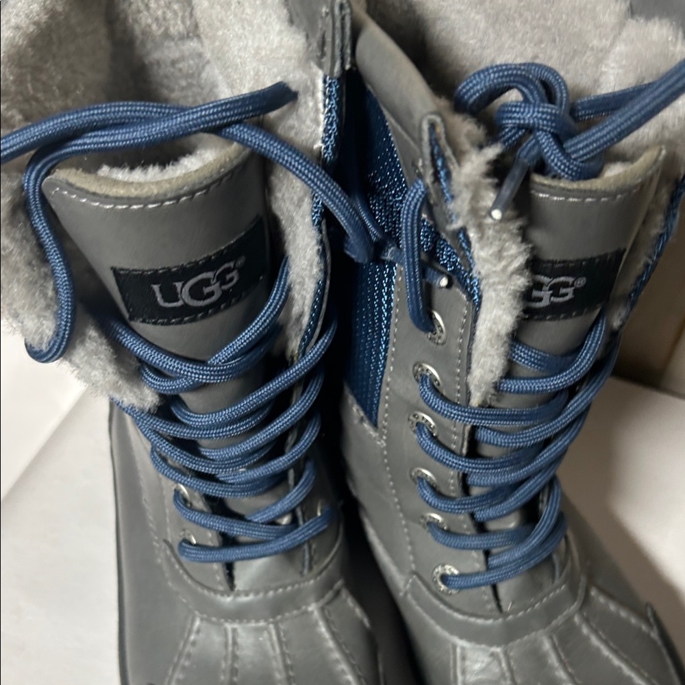 UGG Kids Snow Boots Size 2 Waterproof Shearling Lined Blue Gray Boots - Picture 9 of 11